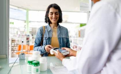 Bước 6: Lấy thuốc và thanh toán